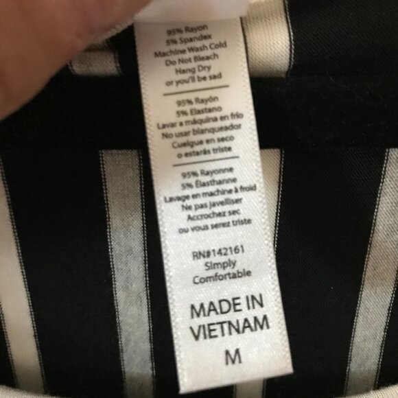 LULAROE BLACK, WHITE AND GREY TOP - Picture 3 of 5